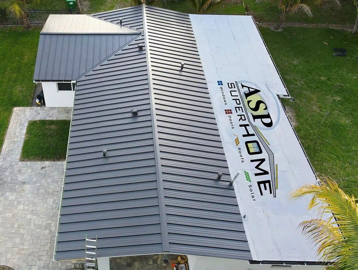 imgi_108_metal-roofs-in-florida.jpg