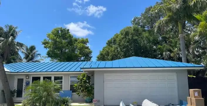 metal-roof-florida-ready-705x363.jpg.webp